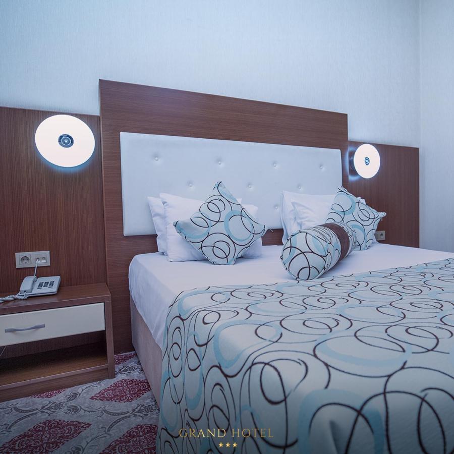 Grand Nakhchivan Hotel Екстериор снимка