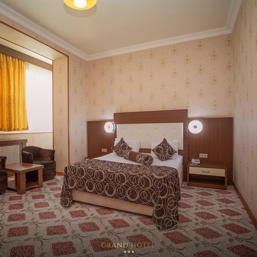Grand Nakhchivan Hotel Екстериор снимка