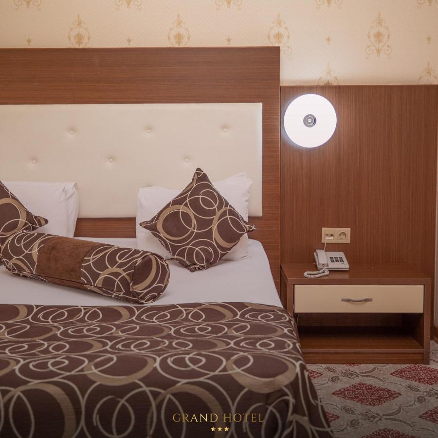 Grand Nakhchivan Hotel Екстериор снимка