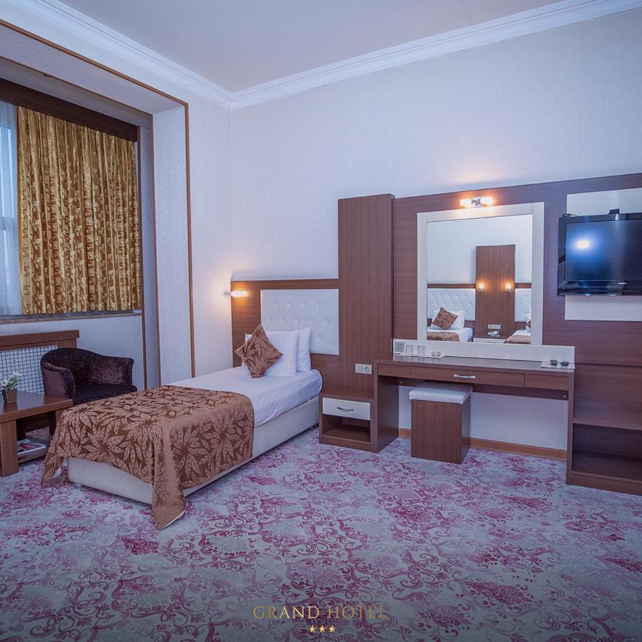 Grand Nakhchivan Hotel Екстериор снимка