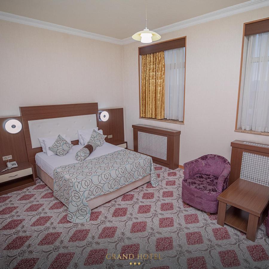 Grand Nakhchivan Hotel Екстериор снимка