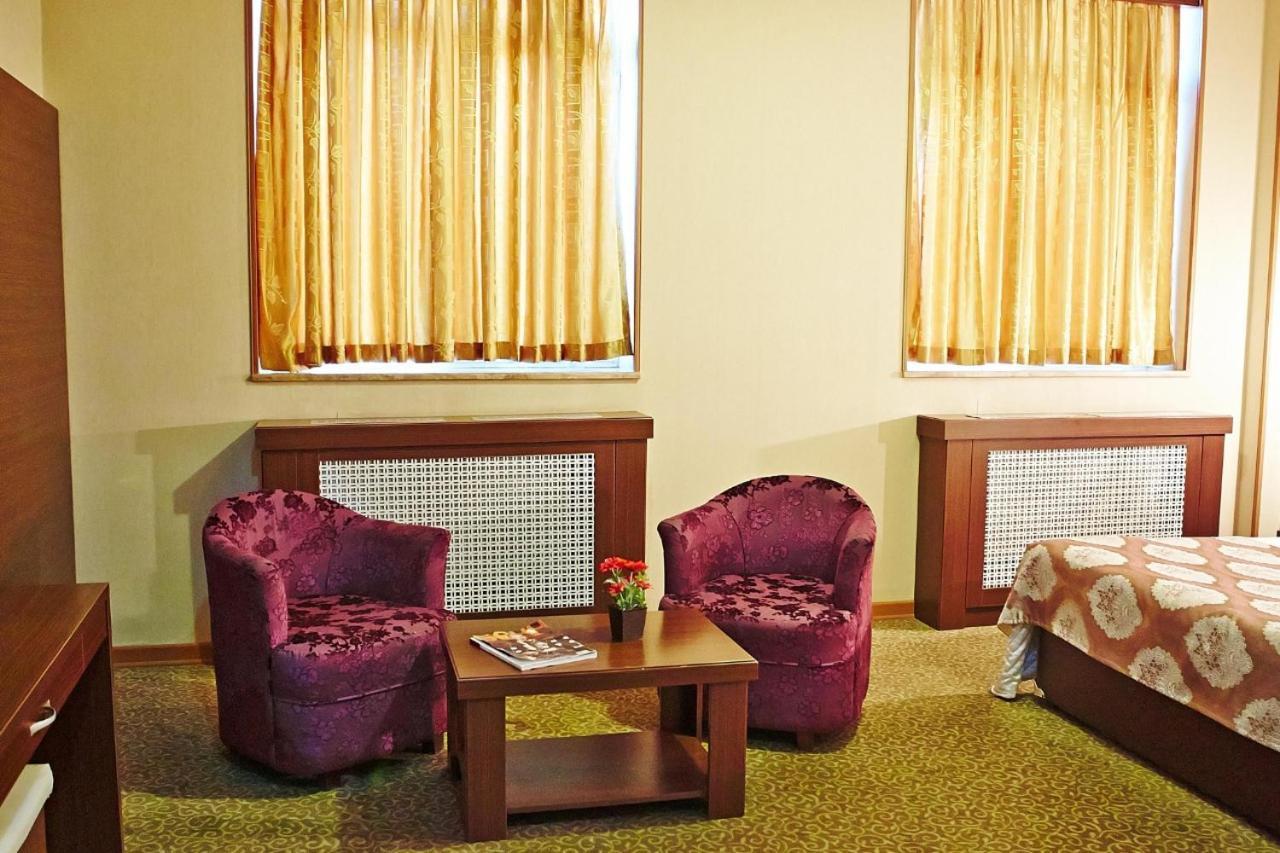 Grand Nakhchivan Hotel Екстериор снимка