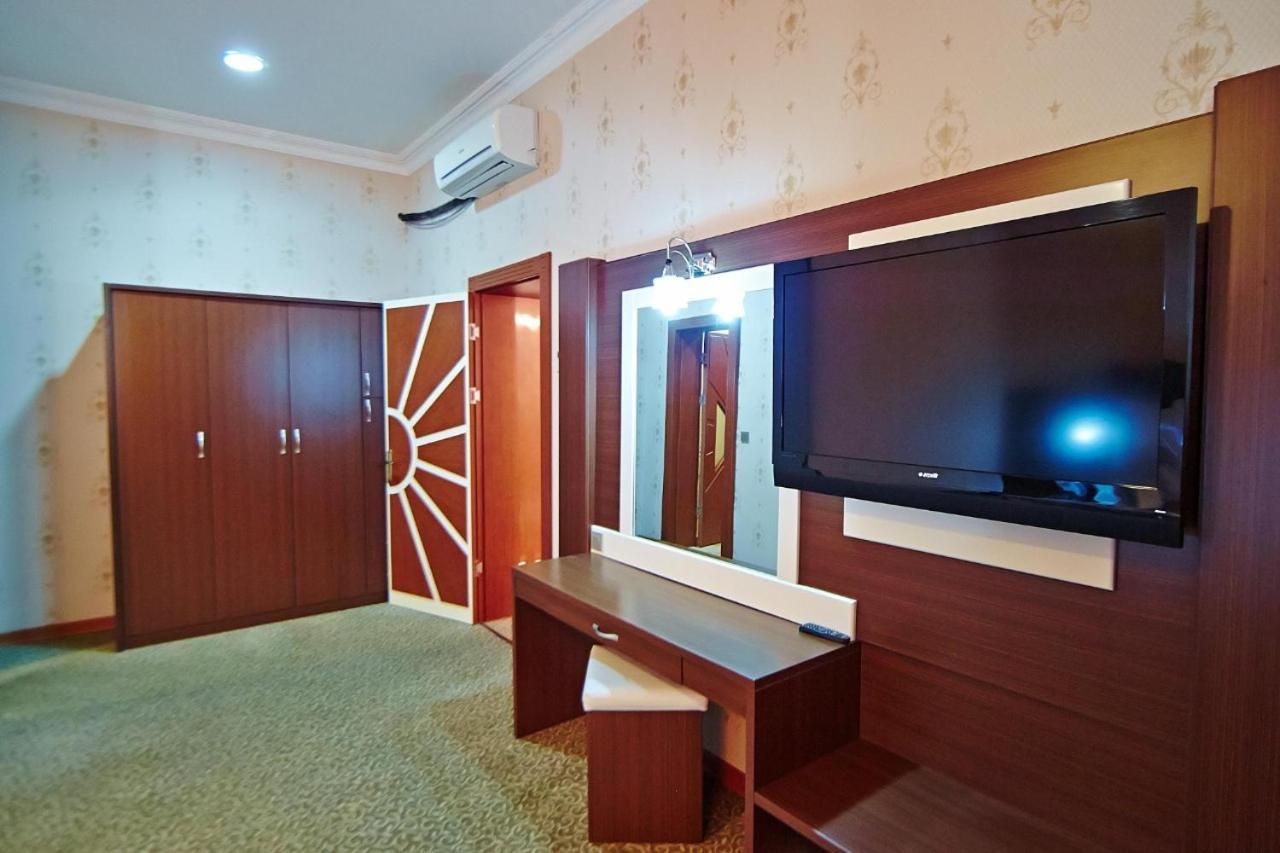 Grand Nakhchivan Hotel Екстериор снимка