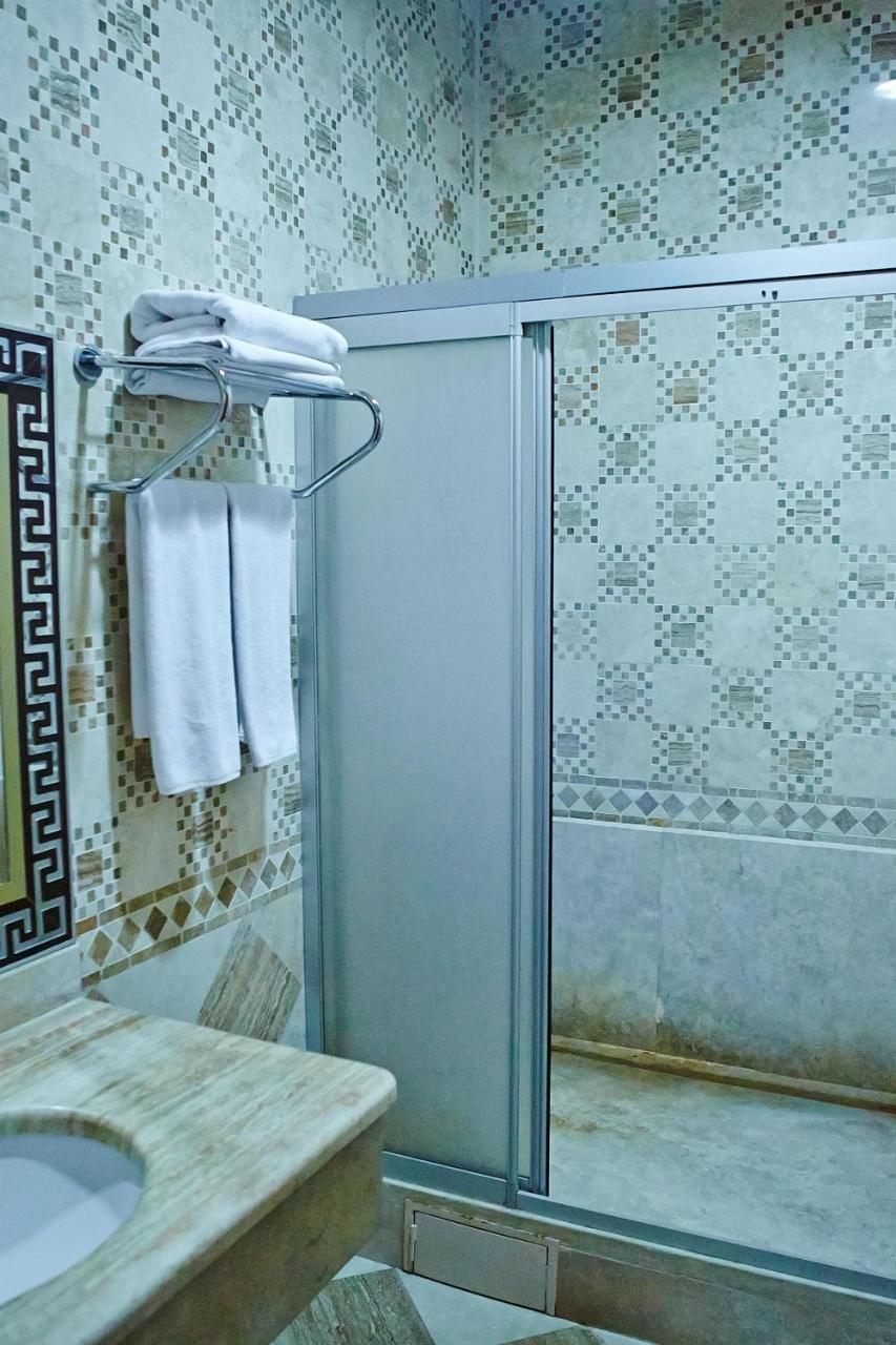 Grand Nakhchivan Hotel Екстериор снимка