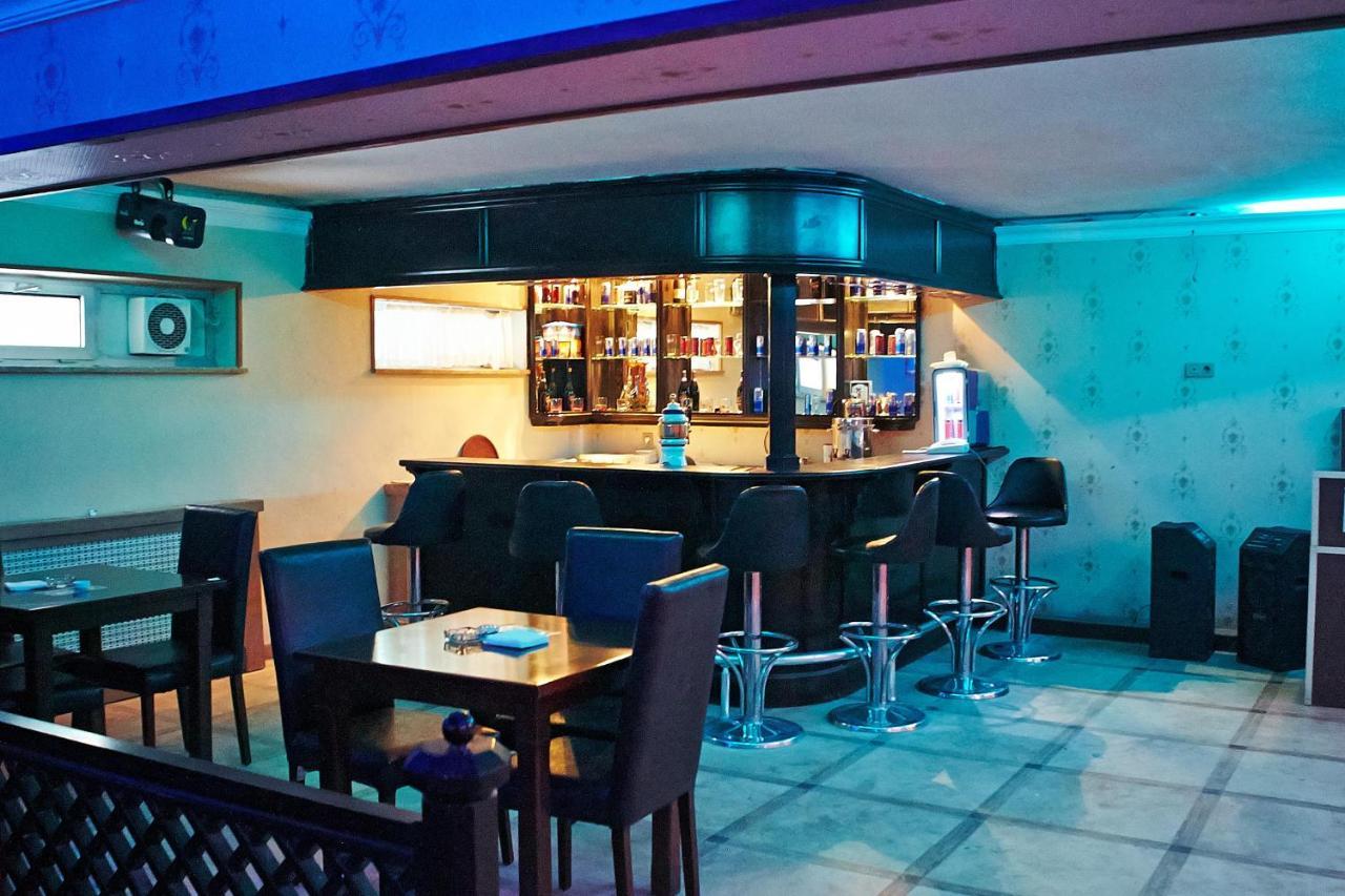 Grand Nakhchivan Hotel Екстериор снимка