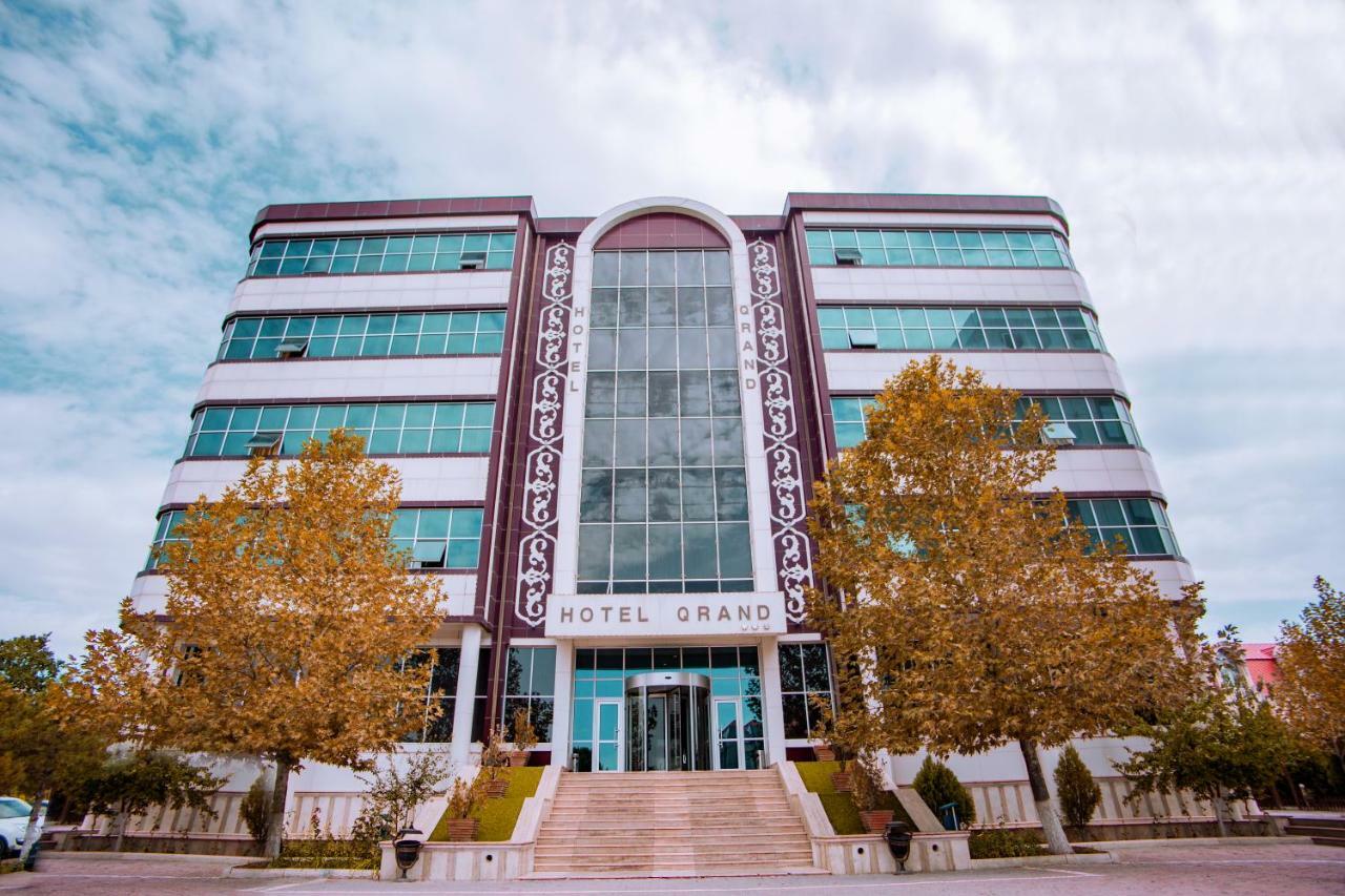 Grand Nakhchivan Hotel Екстериор снимка